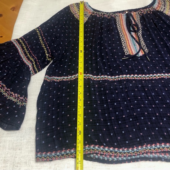 Free People Talia Top Women's M Embroidered Peasant Boho Bell Sleeve Blouse - Picture 15 of 16